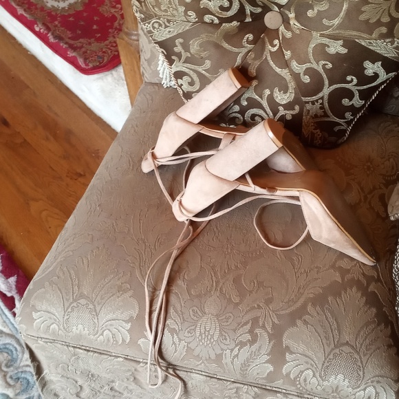 Women heels - Picture 4 of 7